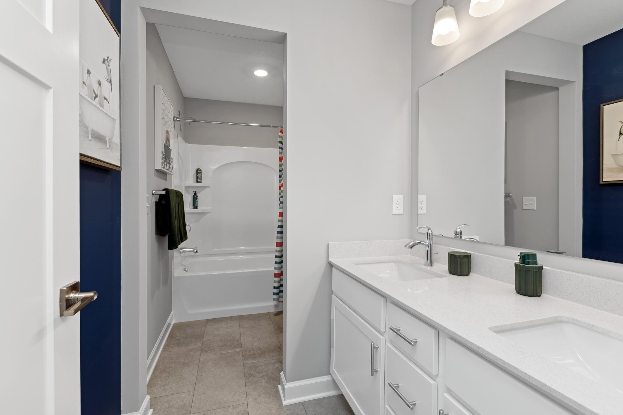 8740 Periwinkle Boulevard, Woodbury, Minnesota image 17