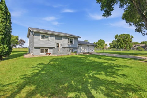 Homes For Sale - 2004 25th Street<br/> Willmar, MN 56201