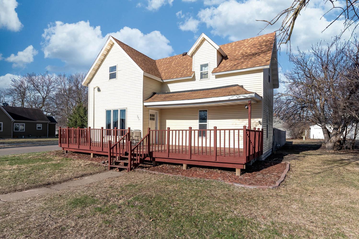 341 S Main Street, Lake Crystal, Minnesota image 2