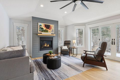 Homes For Sale - 9353 Stonebridge Trail<br/> Stillwater, MN 55082