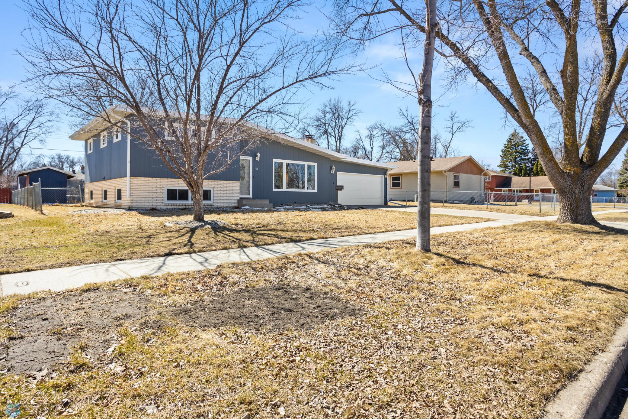 118 25th Avenue, Fargo, North Dakota image 2
