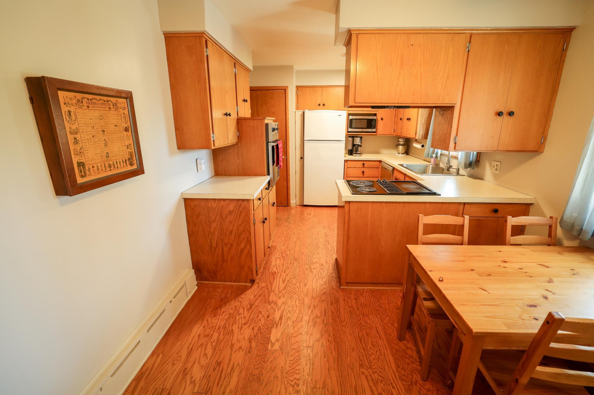 211 Beech Street, Chaska, Minnesota image 7