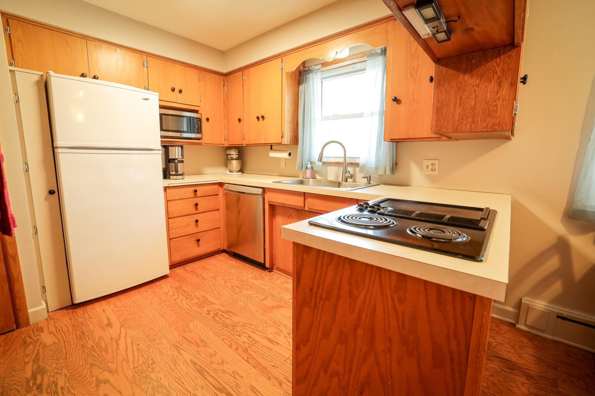 211 Beech Street, Chaska, Minnesota image 10