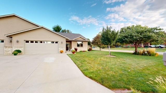 1704 Crystal Drive, Albert Lea, Minnesota image 1