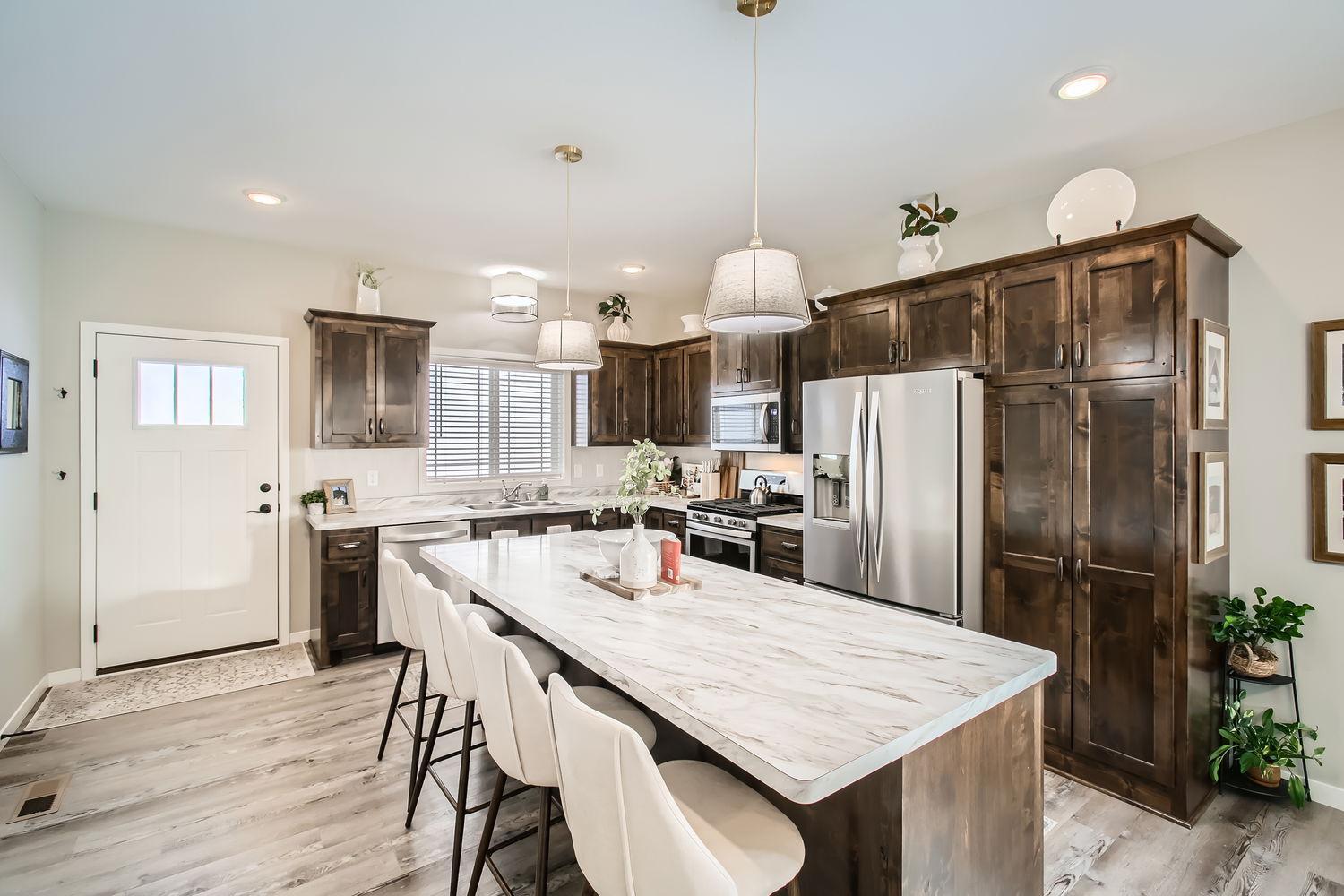 1694 Fern Street, Cambridge, Minnesota image 3