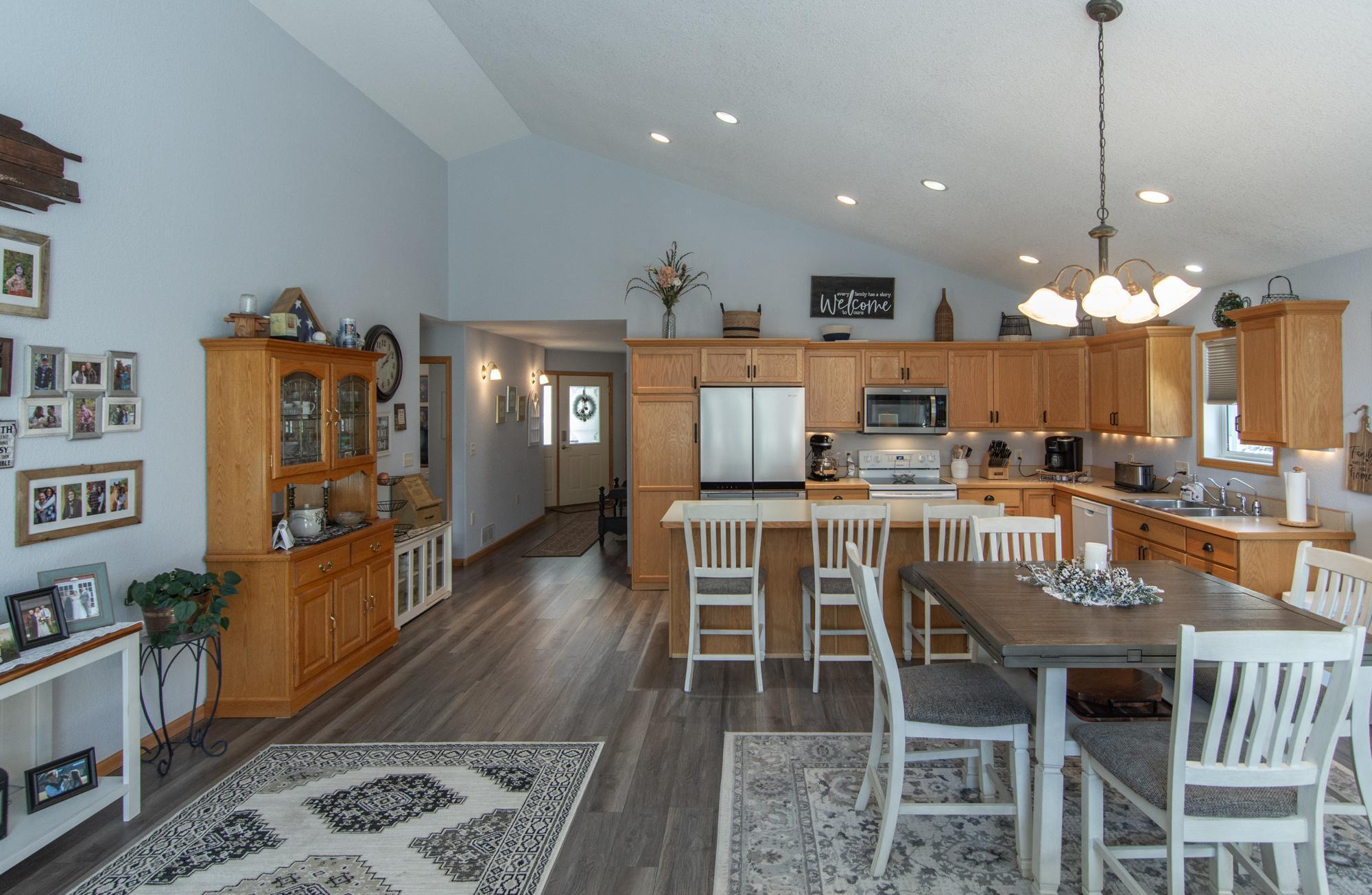 8191 Hinckley Court, Baxter, Minnesota image 24