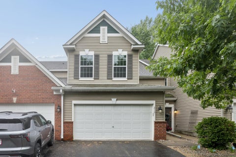 Townhouse For Sale - 210 Heritage Lane<br/> Circle Pines, MN 55014