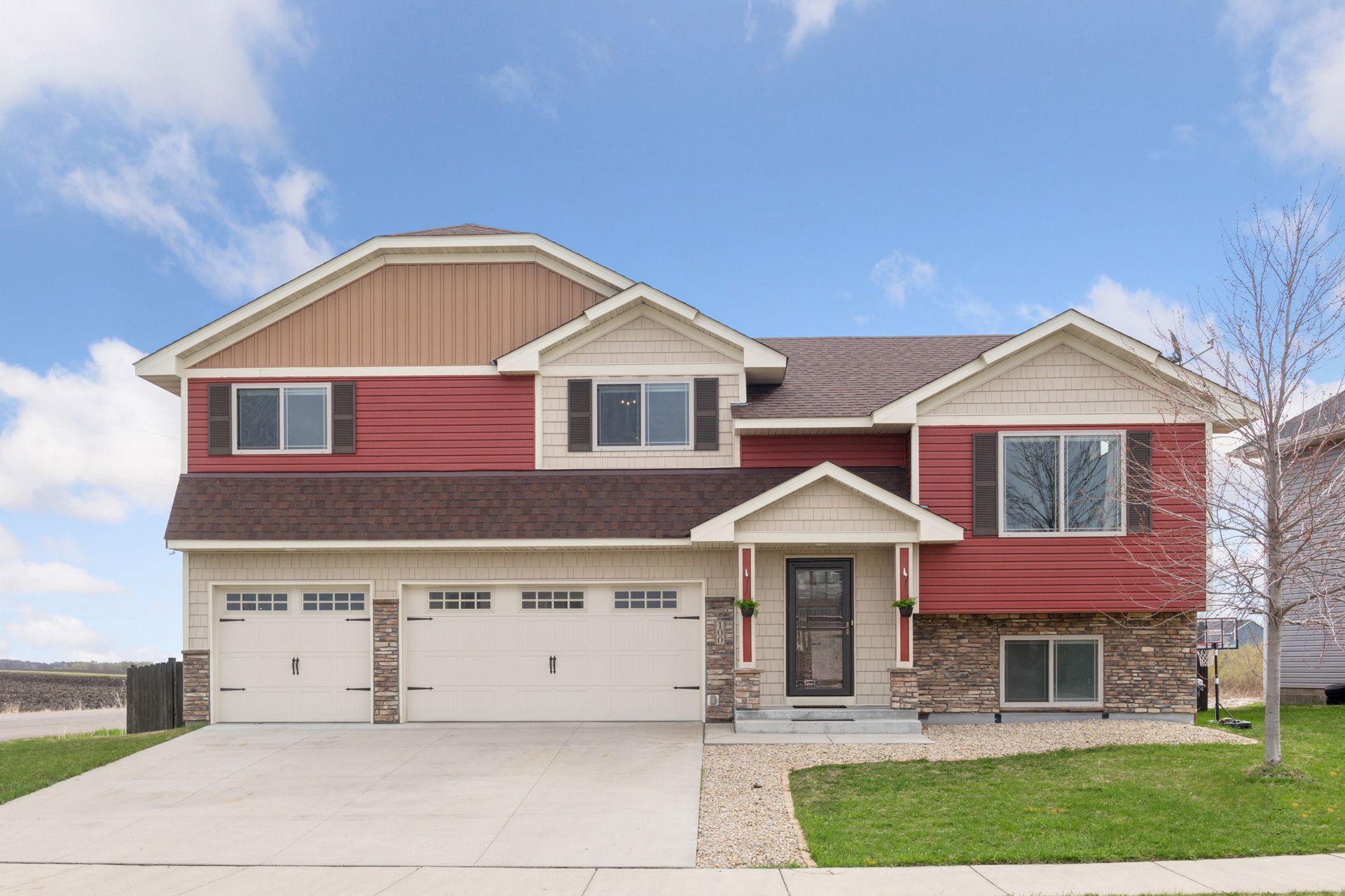 100 Serenity Avenue, Howard Lake, Minnesota image 1