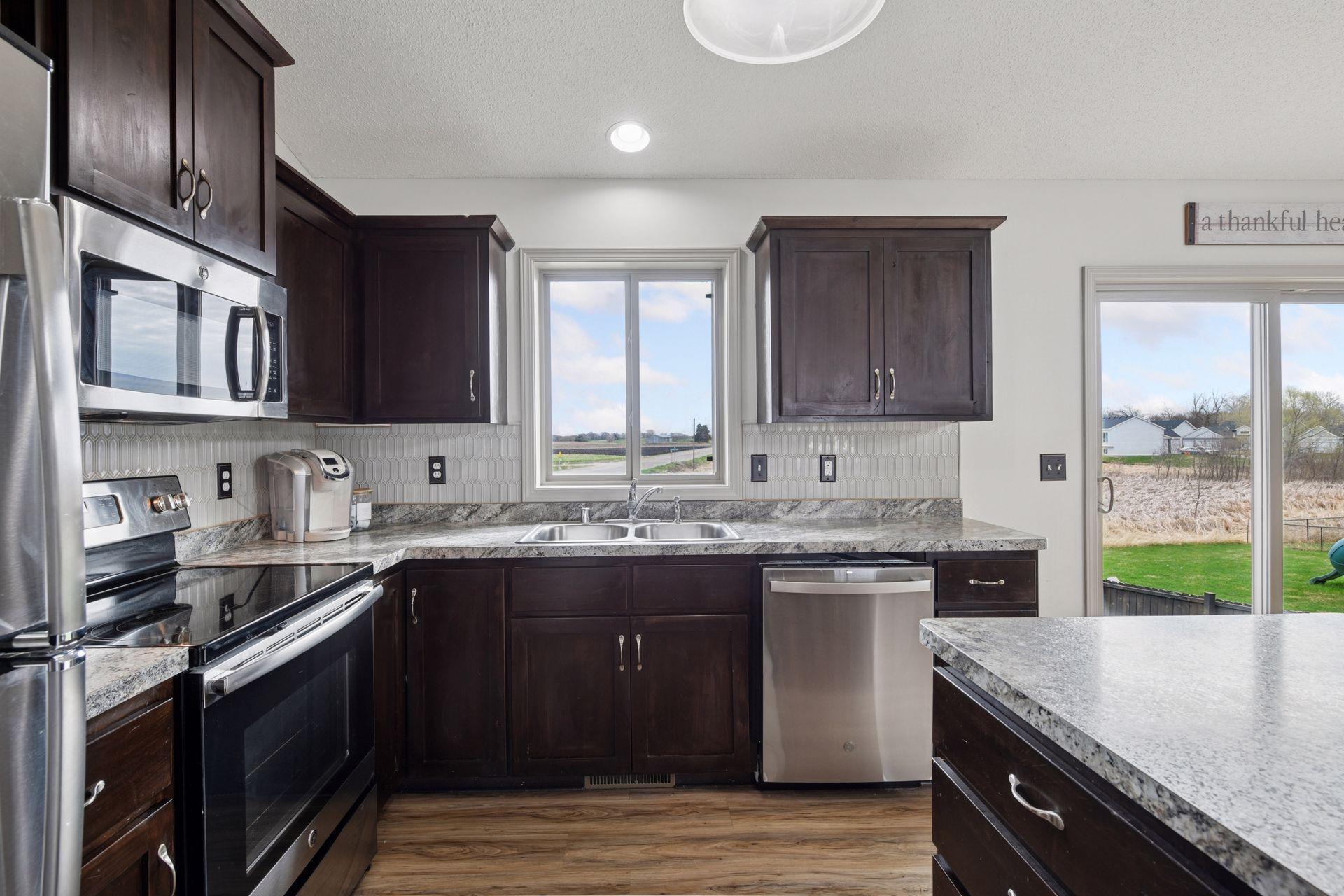 100 Serenity Avenue, Howard Lake, Minnesota image 4