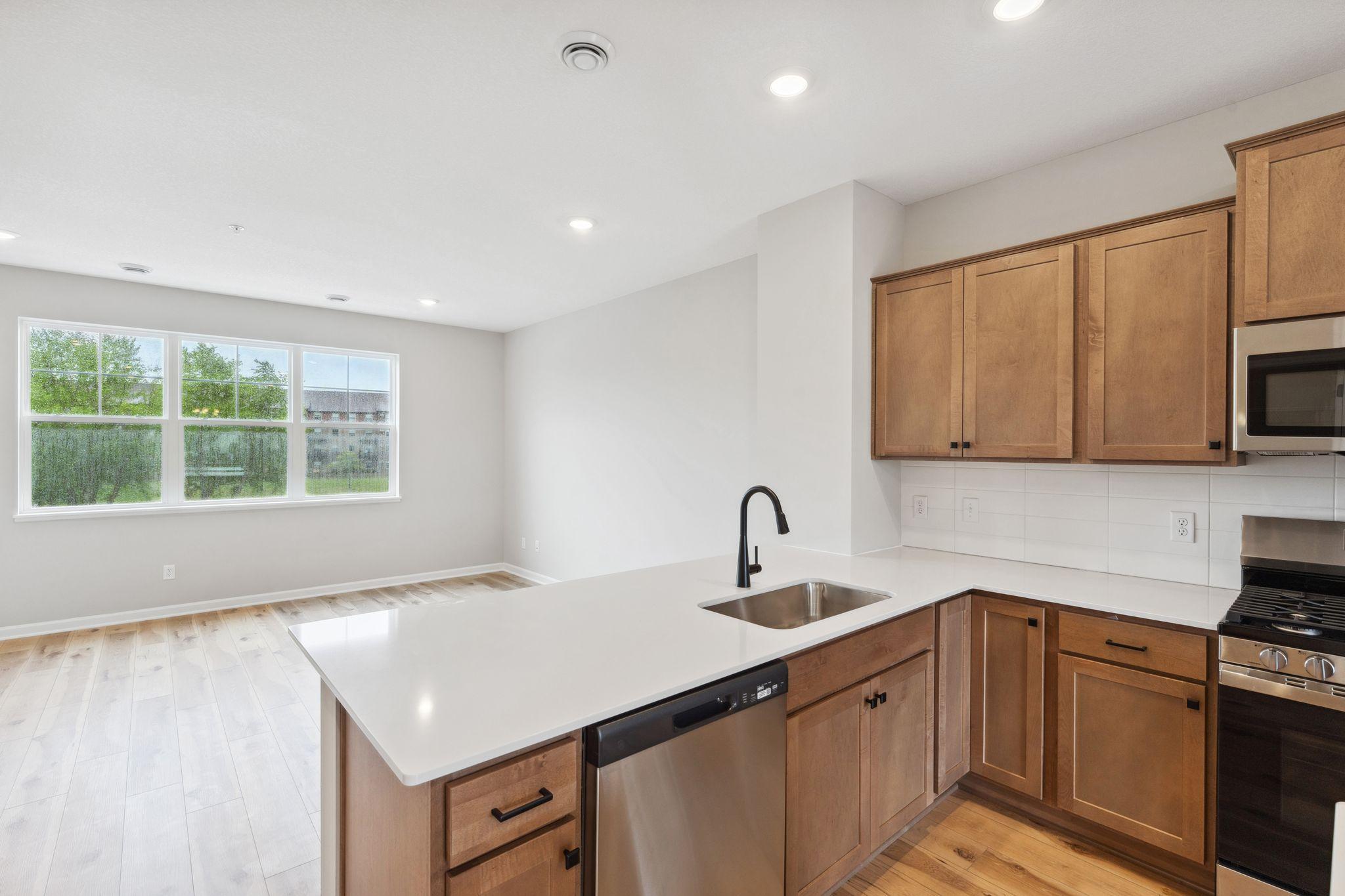 7435 East Ramsey Parkway Pkwy, Ramsey, Minnesota image 10