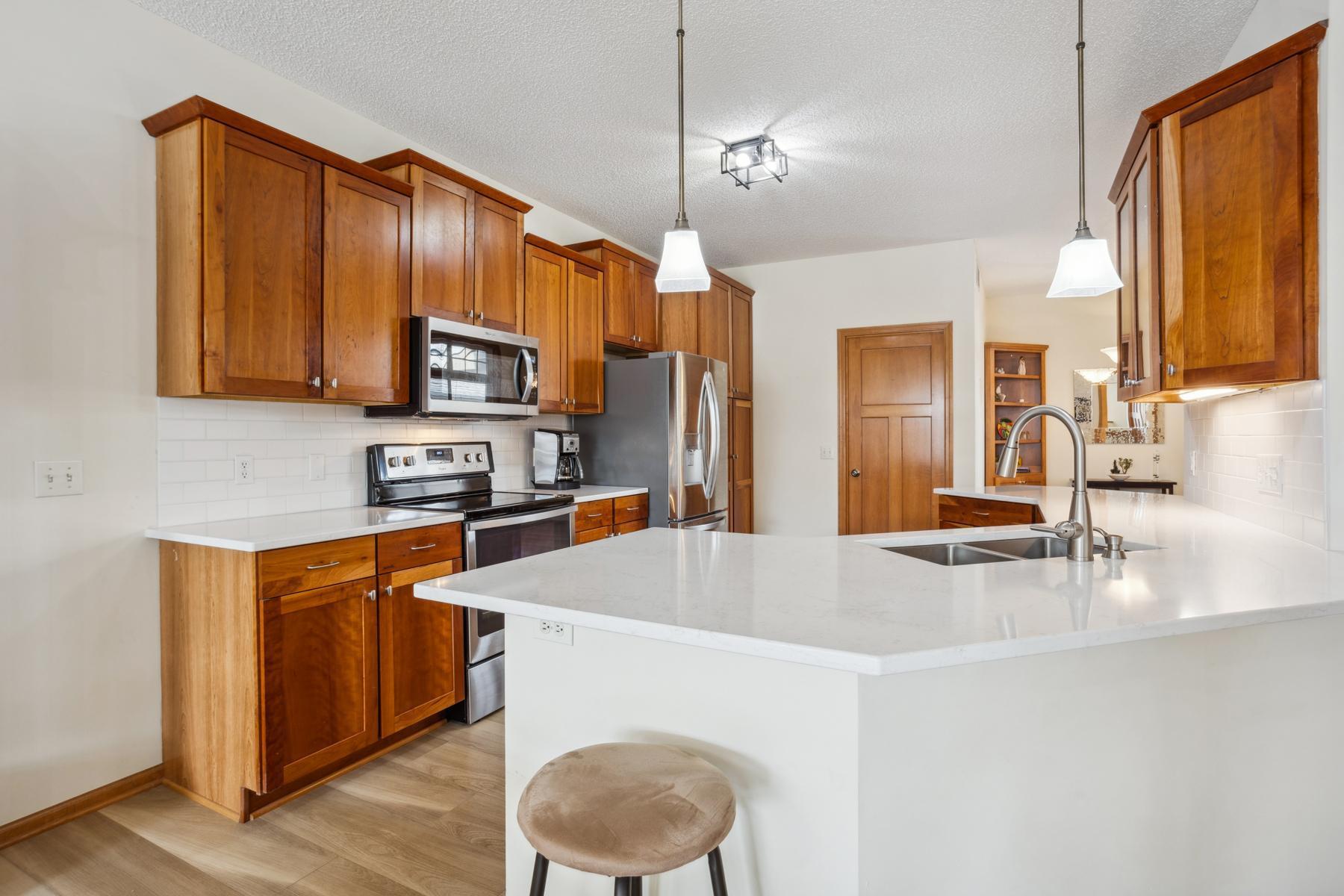 15302 Jeffers Pass, Prior Lake, Minnesota image 10