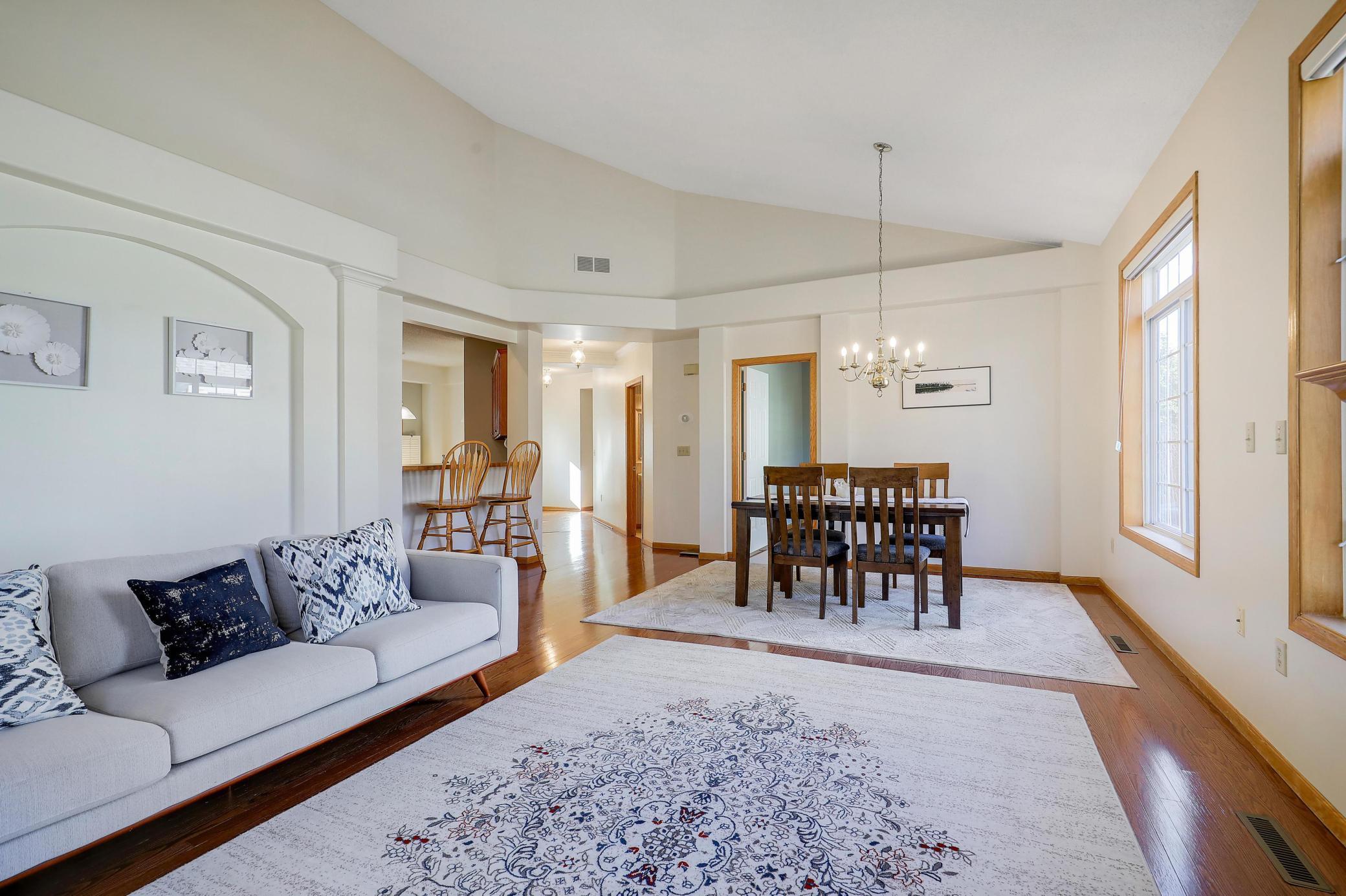 4220 Lawndale Lane, Minneapolis, Minnesota image 13