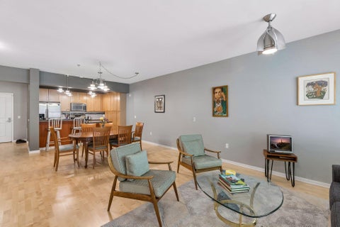 Condo For Sale - 209 8th Street<br/> Saint Paul, MN 55101
