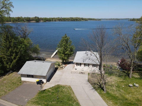 Homes For Sale - 11958 Chisago Boulevard<br/> Chisago City, MN 55013