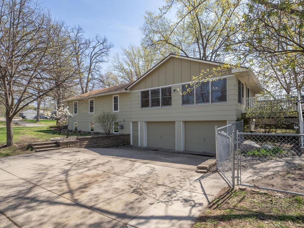 926 Park Street, Anoka, Minnesota image 2