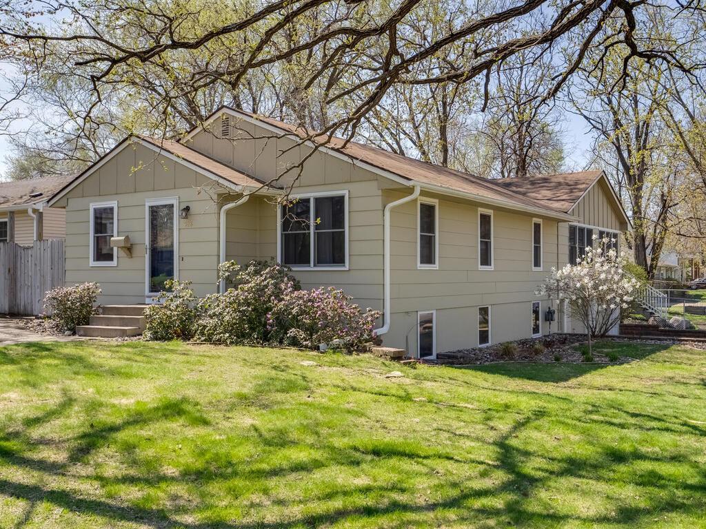 926 Park Street, Anoka, Minnesota image 1