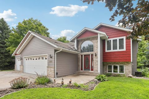 Homes For Sale - 212 Greenbriar Lane<br/> Buffalo, MN 55313