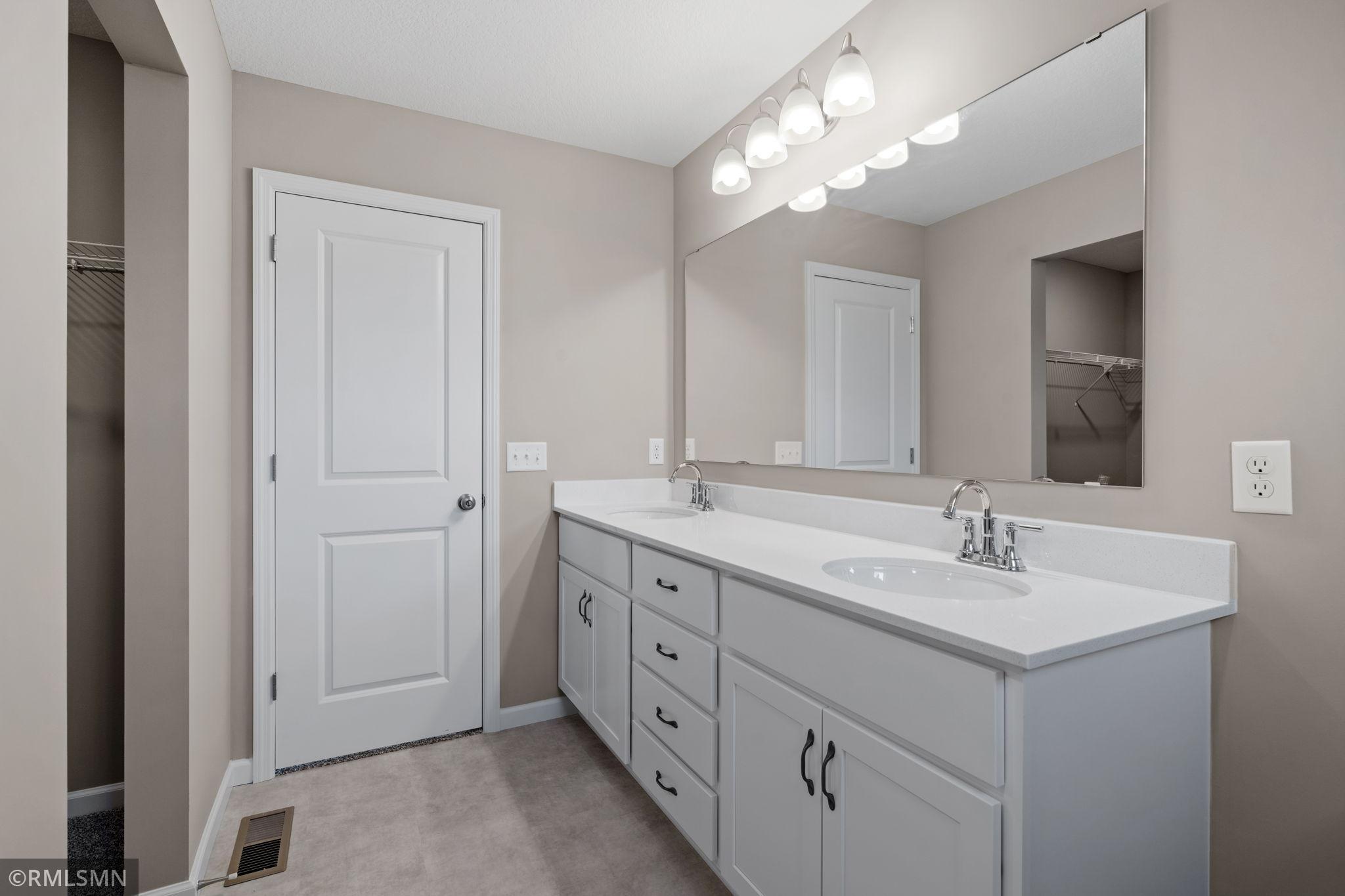 4795 8th Street Loop, Saint Cloud, Minnesota image 10