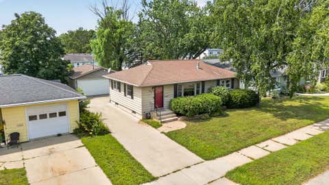 Homes For Sale - 711 15th Avenue<br/> Olmsted County, Rochester, MN 55906