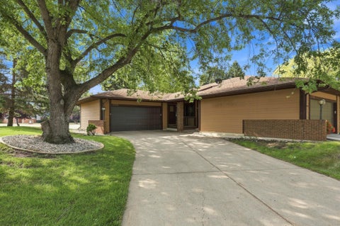Townhouse For Sale - 2522 26th Avenue<br/> Fargo, ND 58103