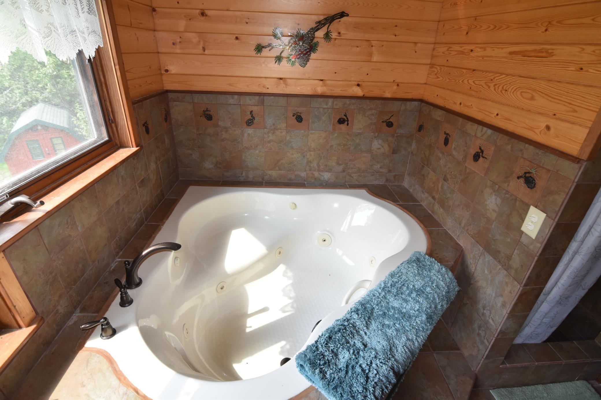 17641 Prothero Drive, Angle Inlet, Minnesota image 35
