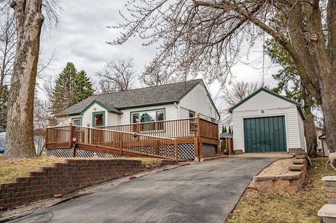 Homes For Sale - 158 W Summit Avenue<br/> Pierce County, Ellsworth, WI 54011