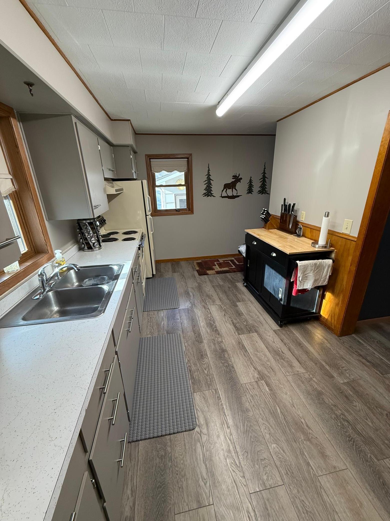 715 1st Street, Thief River Falls, Minnesota image 19
