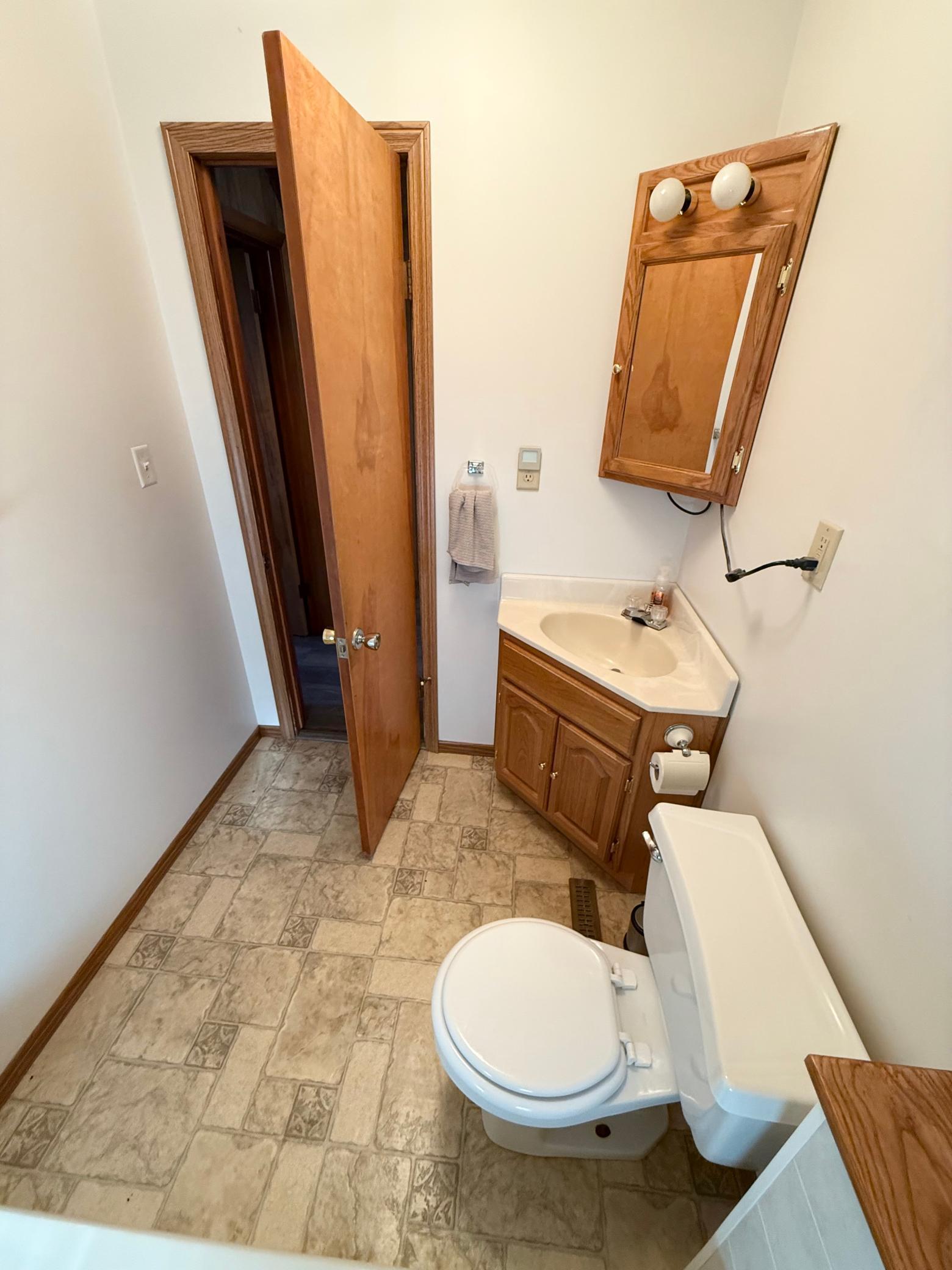 715 1st Street, Thief River Falls, Minnesota image 33