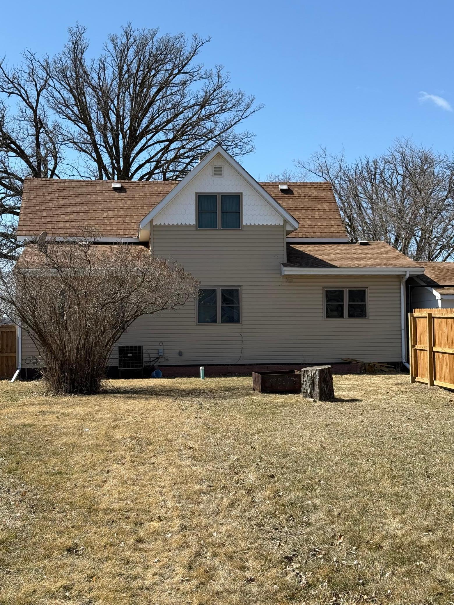 715 1st Street, Thief River Falls, Minnesota image 9