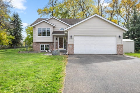 Homes For Sale - 205 Carissa Lane<br/> Saint Michael, MN 55376
