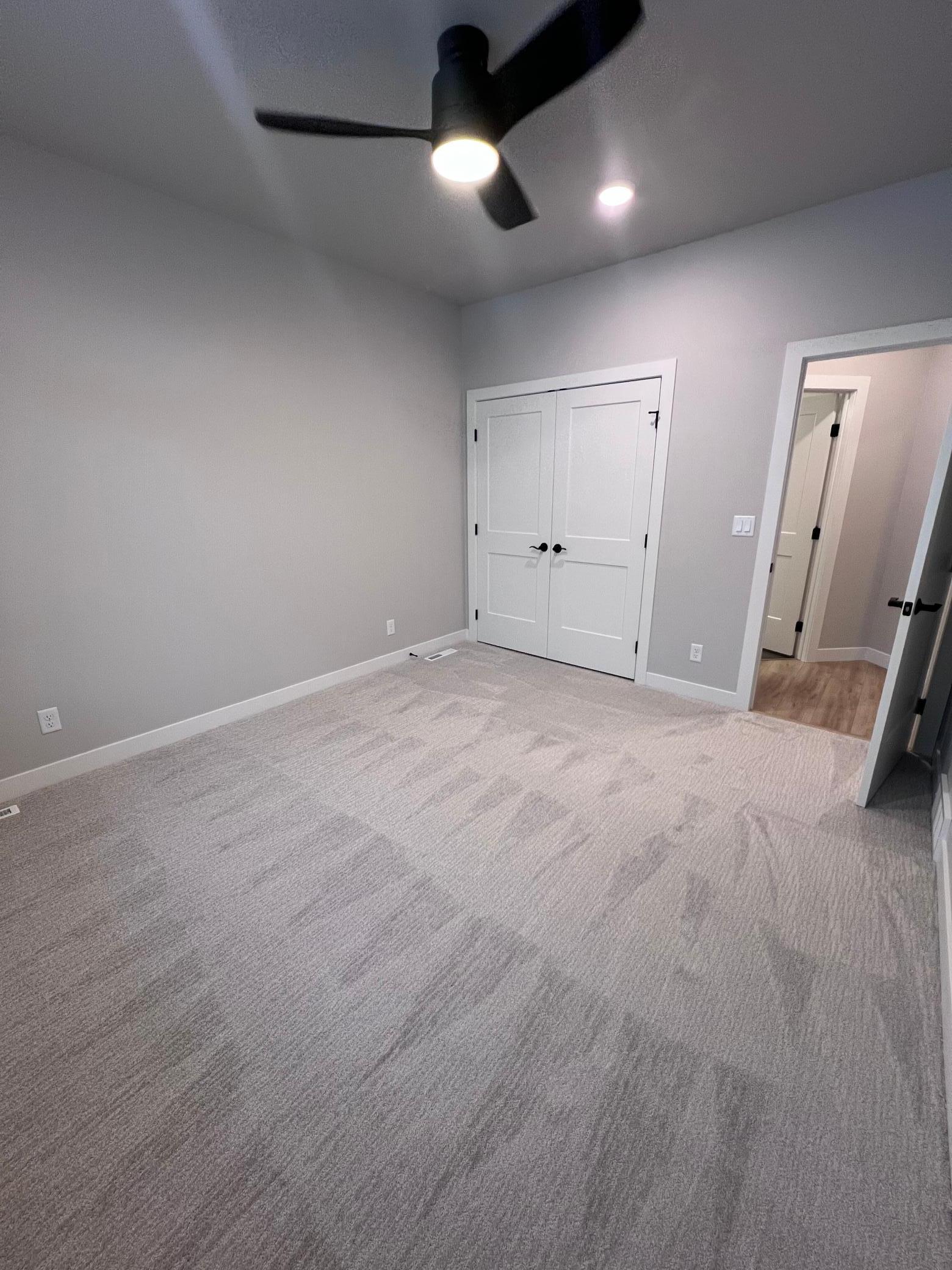 West Fargo, North Dakota 58078, United States, 2 Bedrooms Bedrooms, ,2 BathroomsBathrooms,Residential,Pending,256408