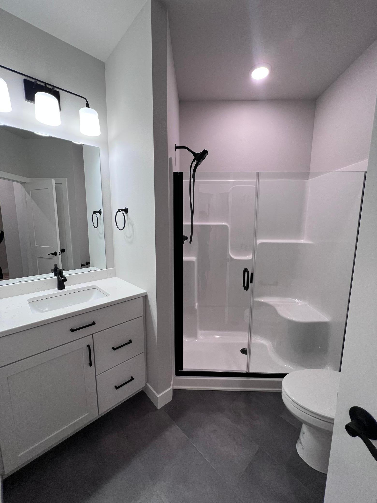 West Fargo, North Dakota 58078, United States, 2 Bedrooms Bedrooms, ,2 BathroomsBathrooms,Residential,Pending,256408