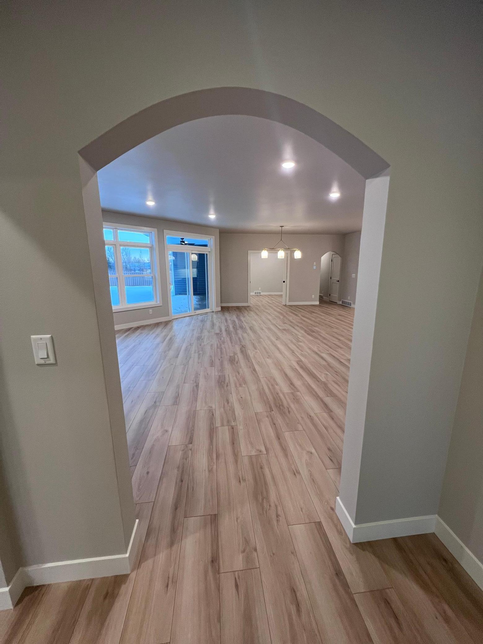 West Fargo, North Dakota 58078, United States, 2 Bedrooms Bedrooms, ,2 BathroomsBathrooms,Residential,Pending,256408