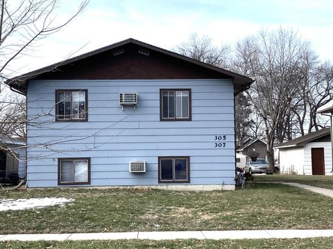 Multifamily For Sale - 305-307 S 23rd Street<br/> Fargo, ND 58103