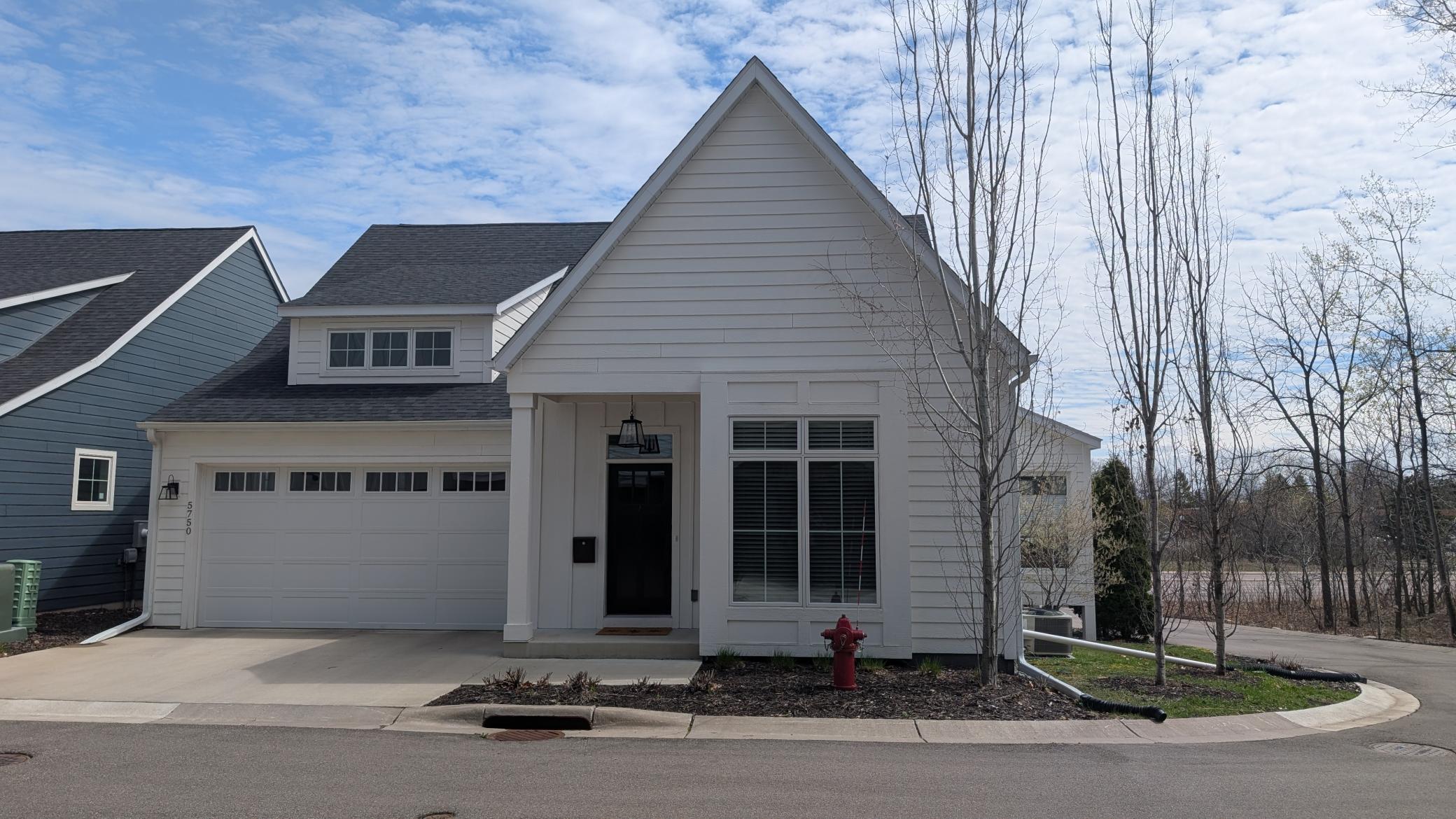 5750 Shady Oak Road, Hopkins, Minnesota image 2