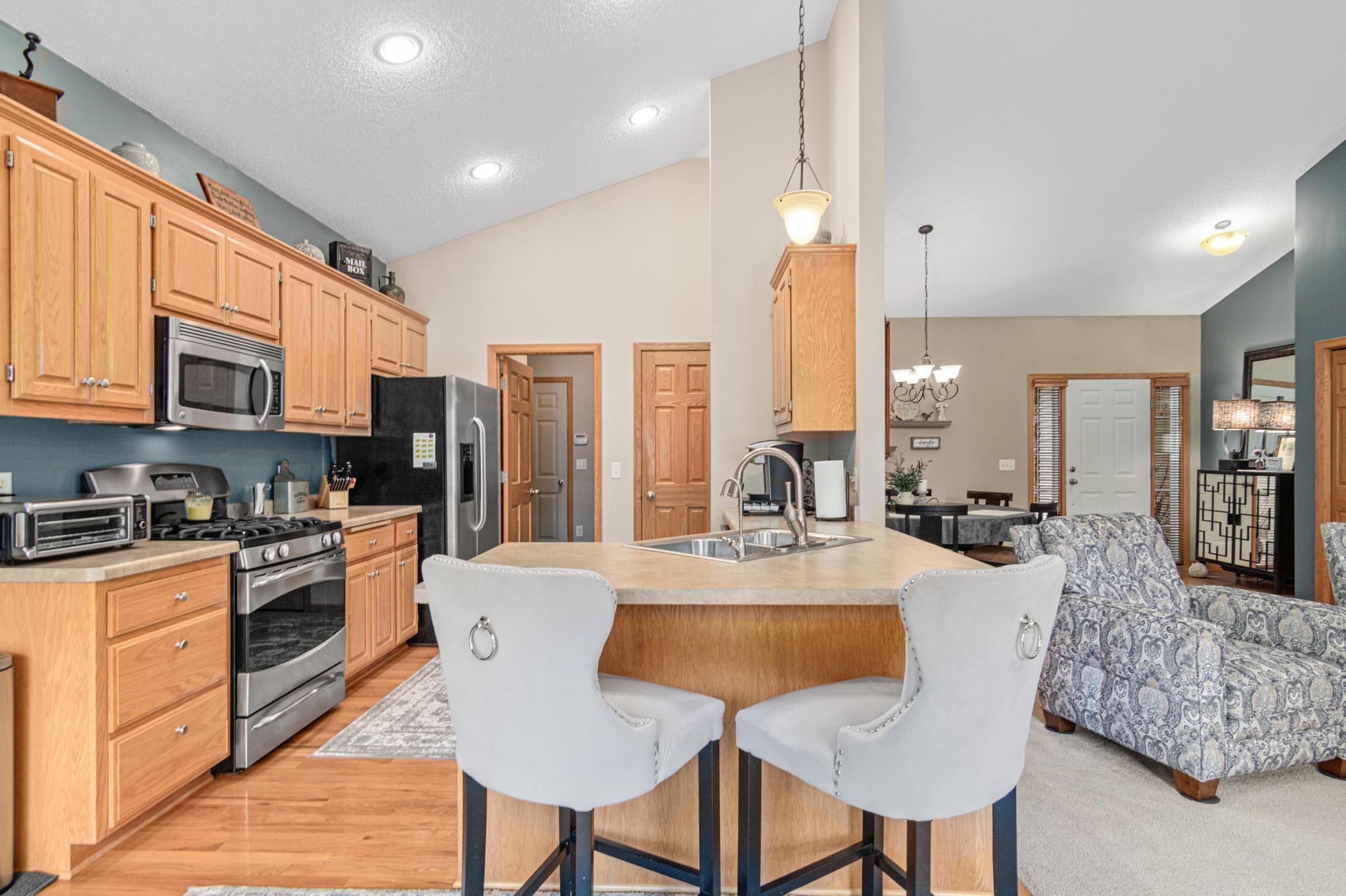 3958 Landings Drive, Saint Bonifacius, Minnesota image 10