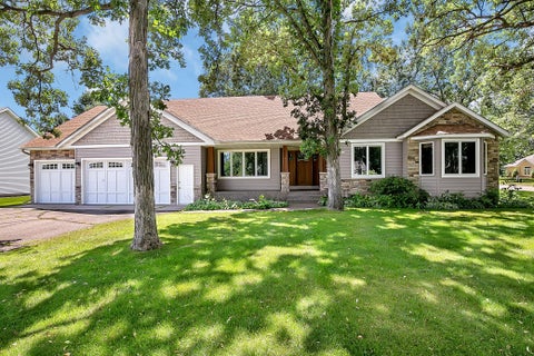 Homes For Sale - 516 16th Street<br/> Sartell, MN 56377