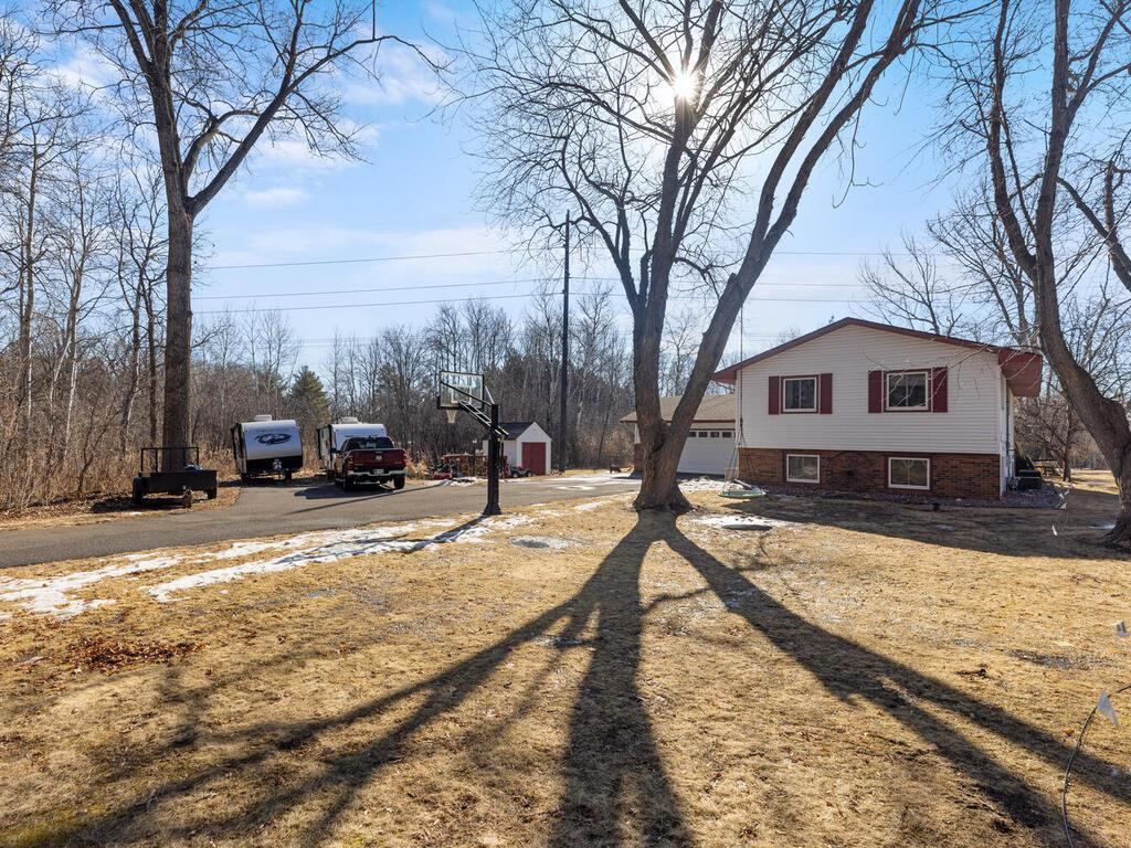 1528 Holly Drive, Hugo, Minnesota image 1