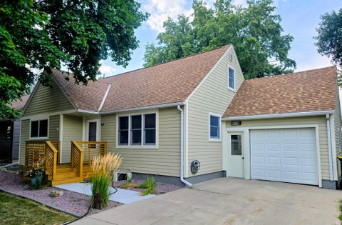 Homes For Sale - 819 5th Street<br/> Pipestone, MN 56164