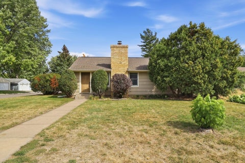 Homes For Sale - 601 6th Avenue<br/> Hennepin County, Hopkins, MN 55343