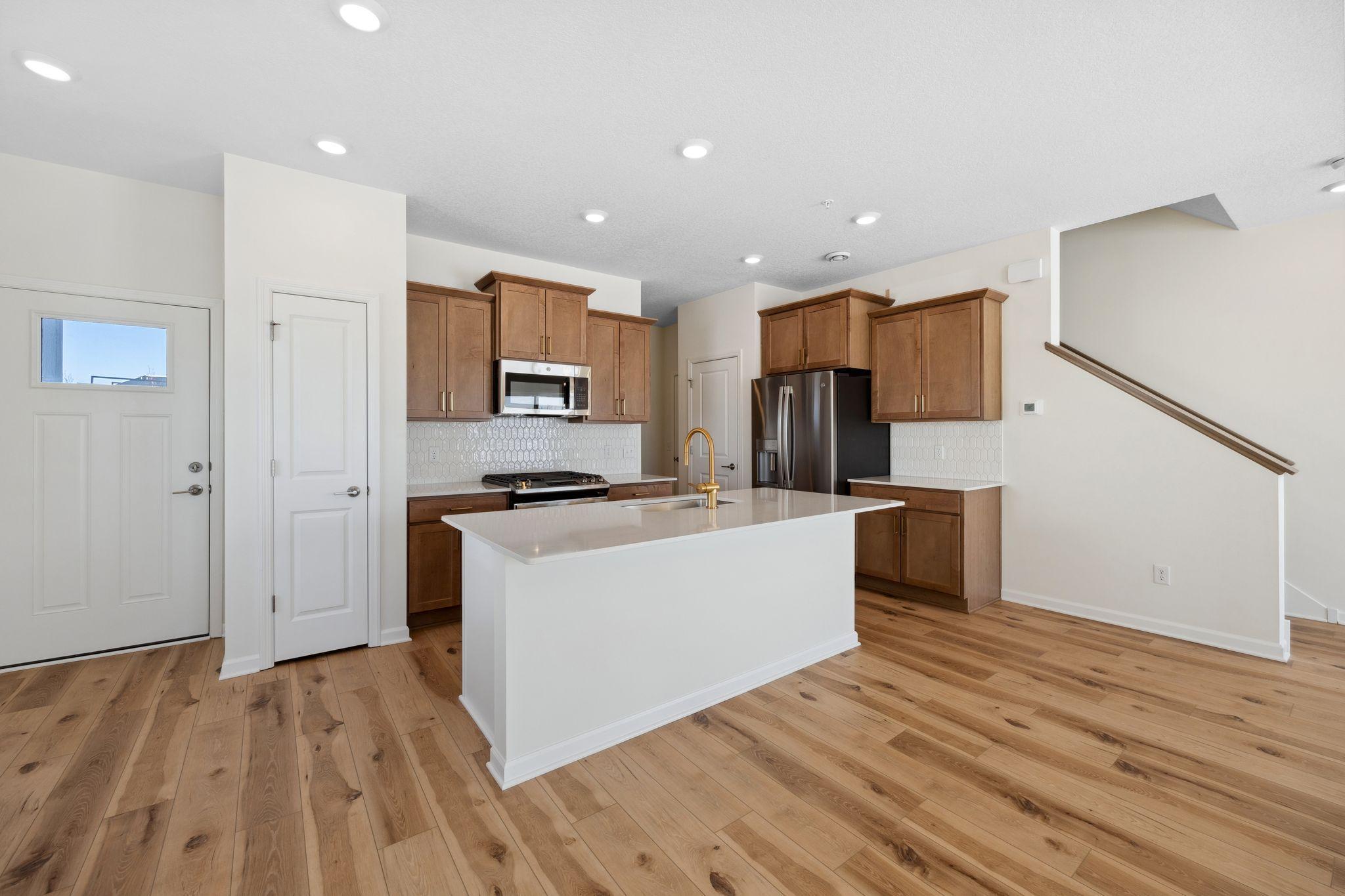 10298 Birchwood Circle, Victoria, Minnesota image 12