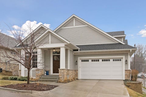 Townhouse For Sale - 4900 Hawthorne Court<br/> Minneapolis, MN 55436