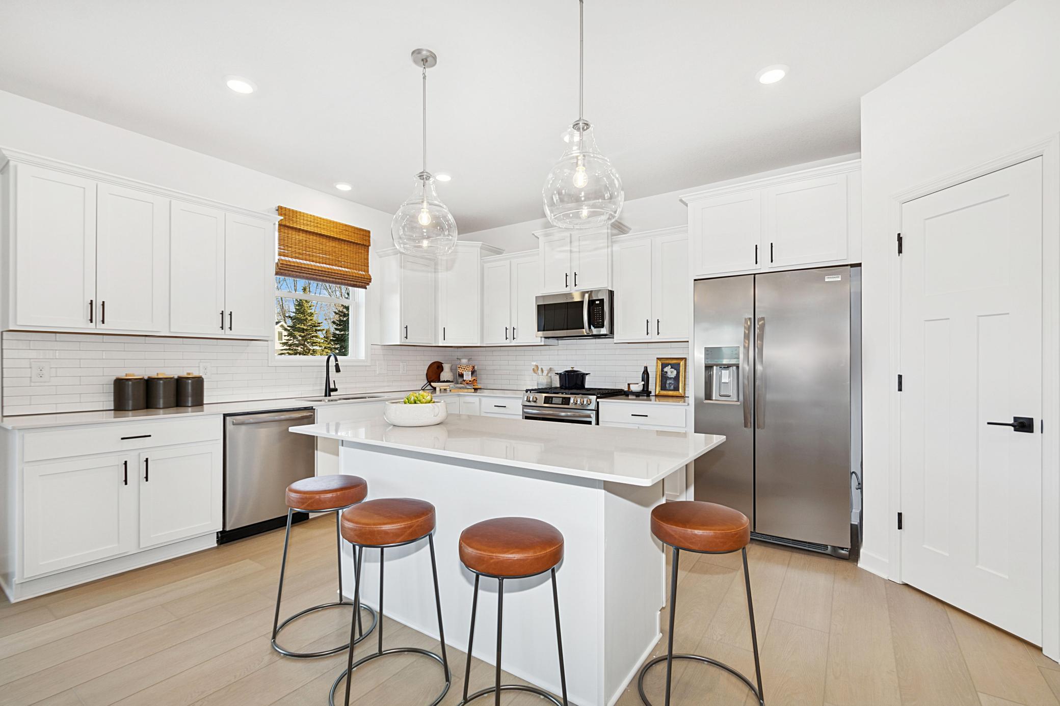 529 Rolling Hills Lane, Delano, Minnesota image 3