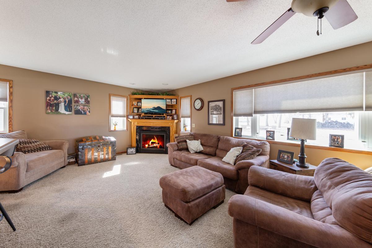 410 N Brown Street, Winthrop, Minnesota image 18