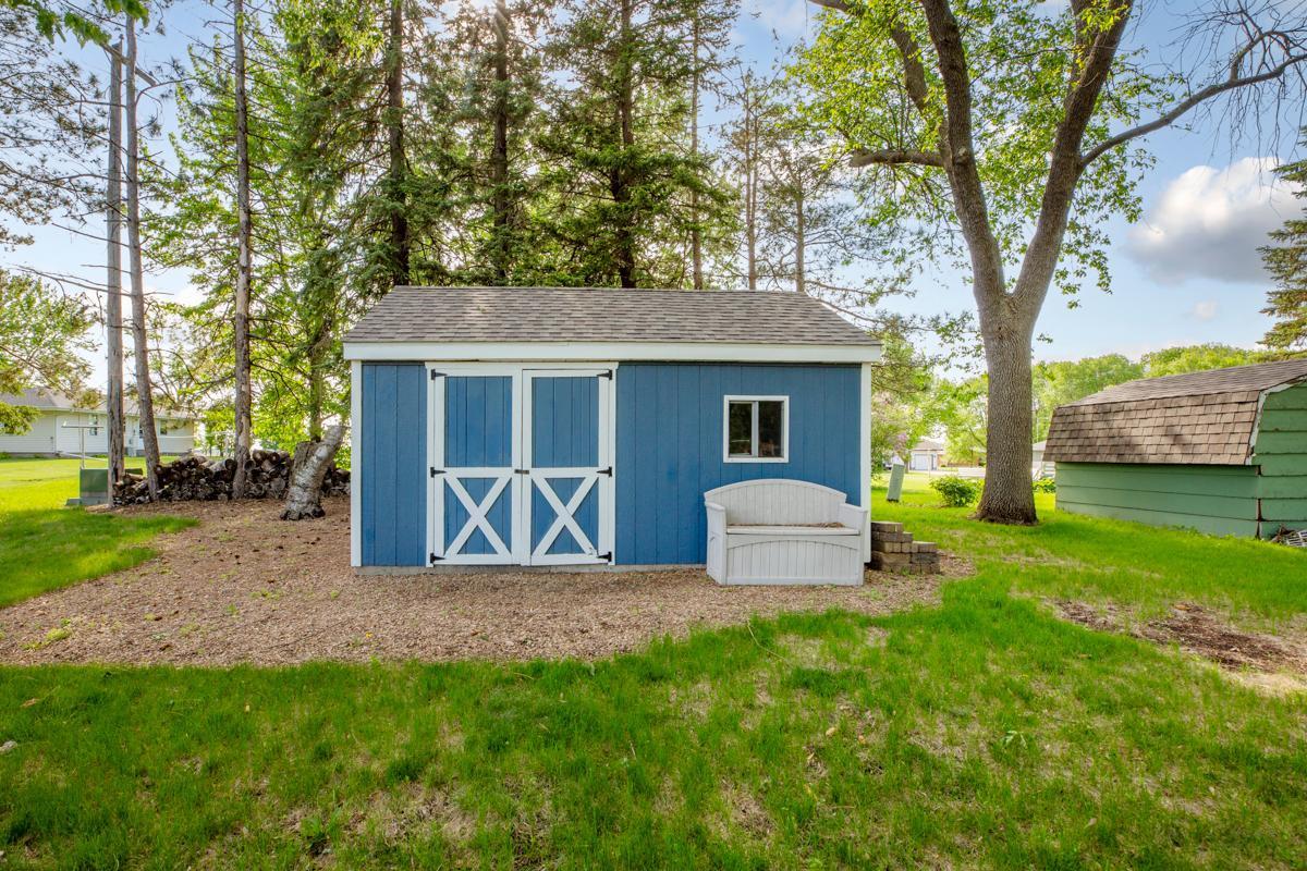 410 N Brown Street, Winthrop, Minnesota image 37