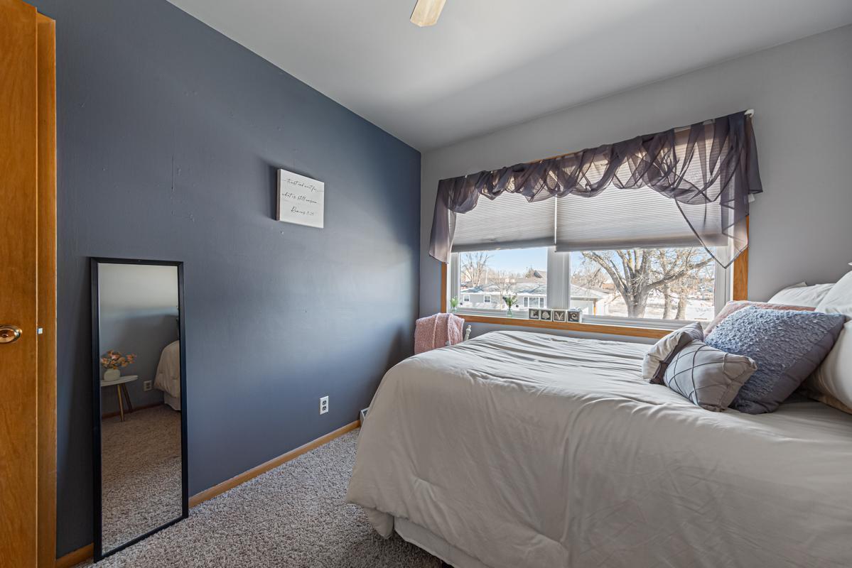 410 N Brown Street, Winthrop, Minnesota image 27