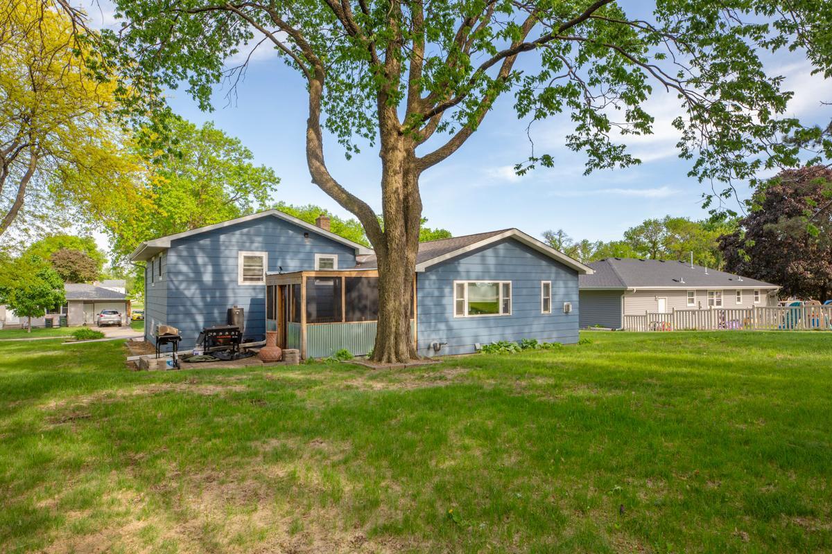 410 N Brown Street, Winthrop, Minnesota image 39