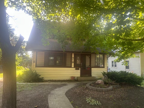 Homes For Sale - 719 N Union Avenue<br/> Otter Tail County, Fergus Falls, MN 56537