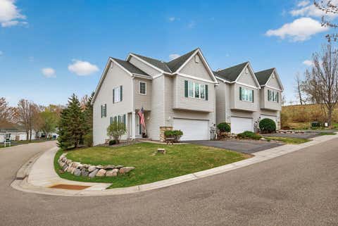 Townhouse For Sale - 6221 Upland Lane<br/> Hennepin County, Maple Grove, MN 55311