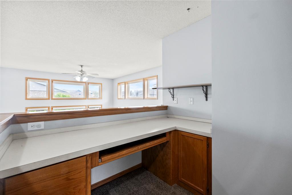 22433 Evergreen Circle, Forest Lake, Minnesota image 17